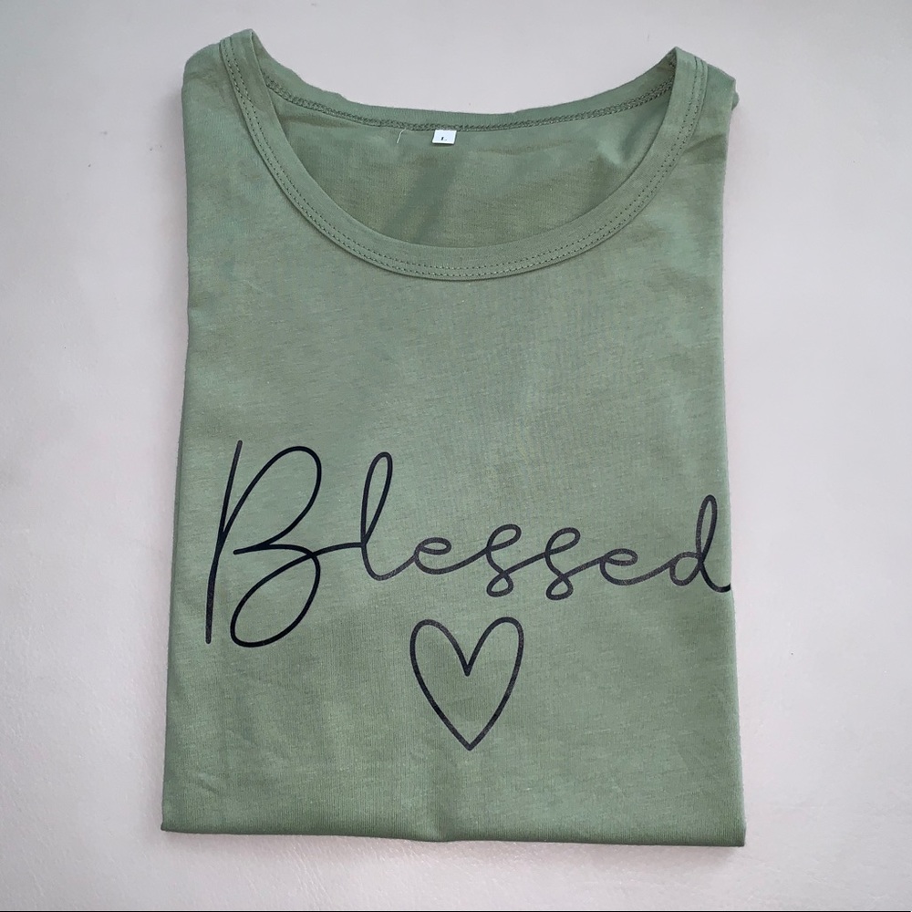 ❤️TSHIRT BLESSED! - Picture 4 of 6